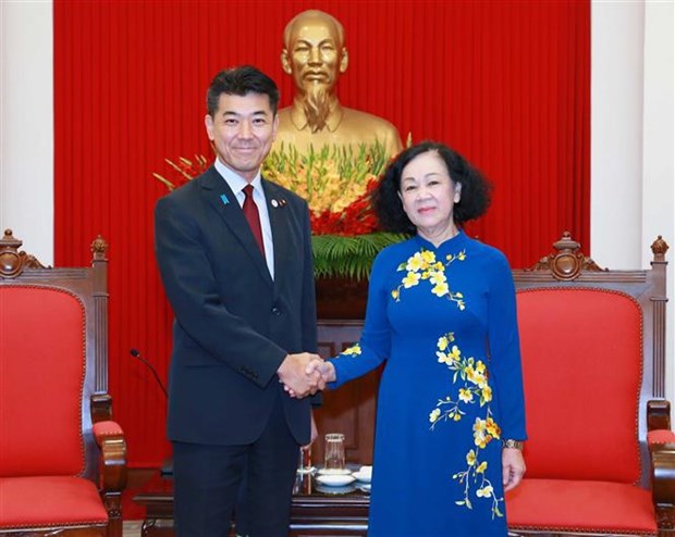 Vietnamese, Japanese parties enhance relations