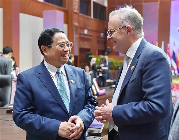 Vietnamese, Australian PMs meet in Indonesia