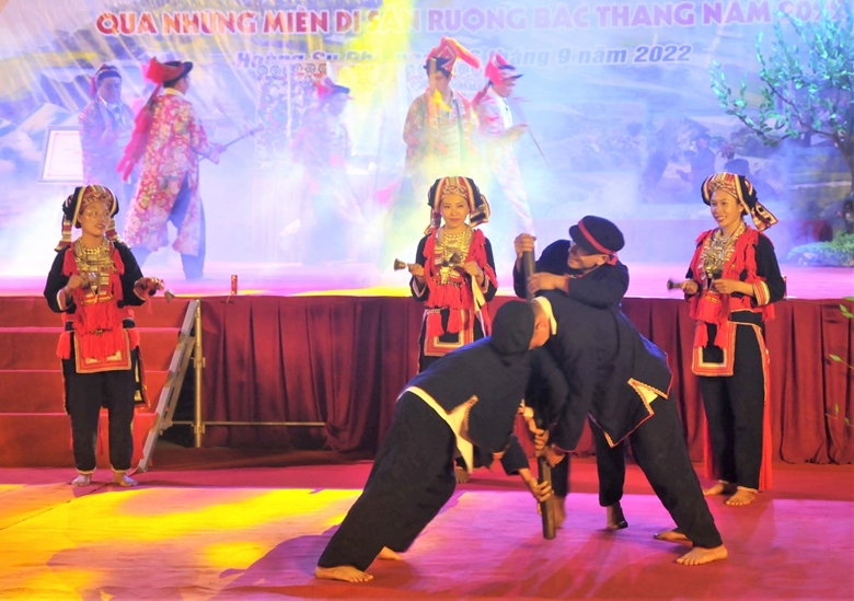 Travelling across the heritage land of the Hoang Su Phi terraced fields