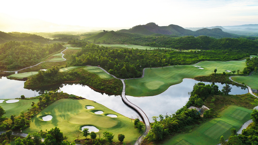 Vietnam has four among 11 best golf resorts in Asia