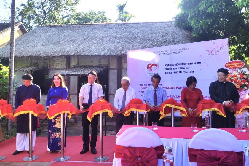 Exhibition features Phan Boi Chau and Japanese doctor friendship