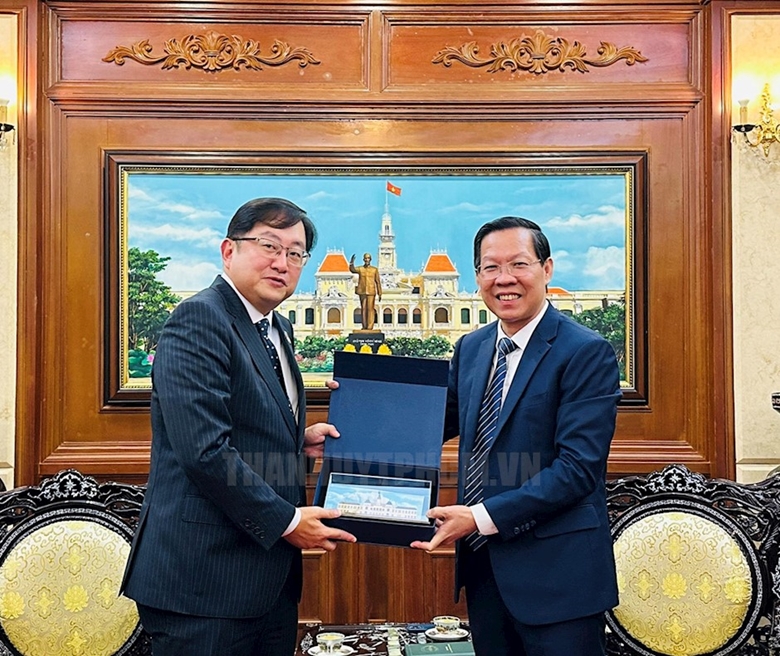 Ho Chi Minh City willing to further promote cooperation with Malaysia