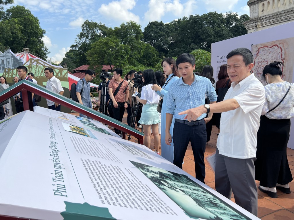 Exhibition introduces the beauty of Hanoi’s past