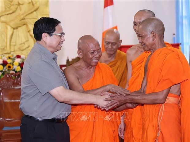 PM extends greetings to Khmer community on Sene Dolta festival