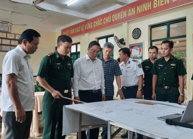 PM instructs urgent search for missing fishermen off Song Tu Tay Island
