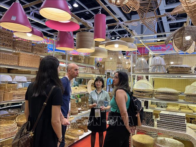 Vietnamese enterprises attend MEGA Show Hong Kong China 2023