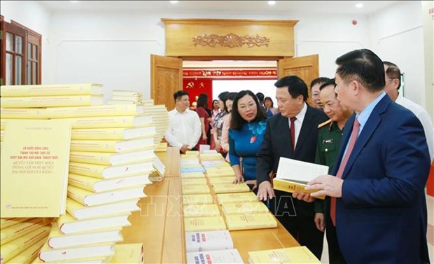 Party leader’s book on resolve to implement 13th National Party Congress resolution released