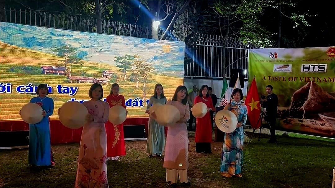Vietnamese image, people and culture promoted in Iran