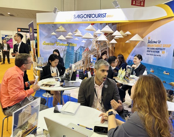 HCM City promotes tourism in Singapore, Laos