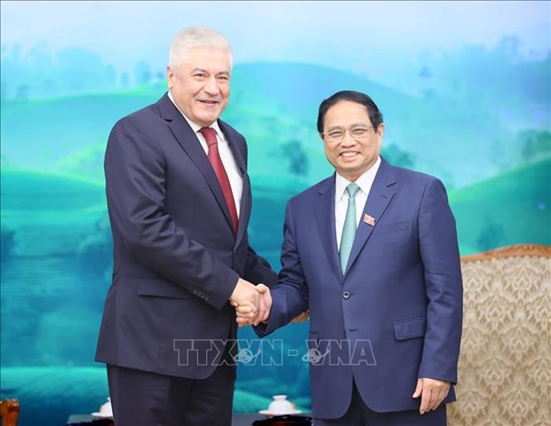 Vietnam treasures relations wih Russia Prime Minister