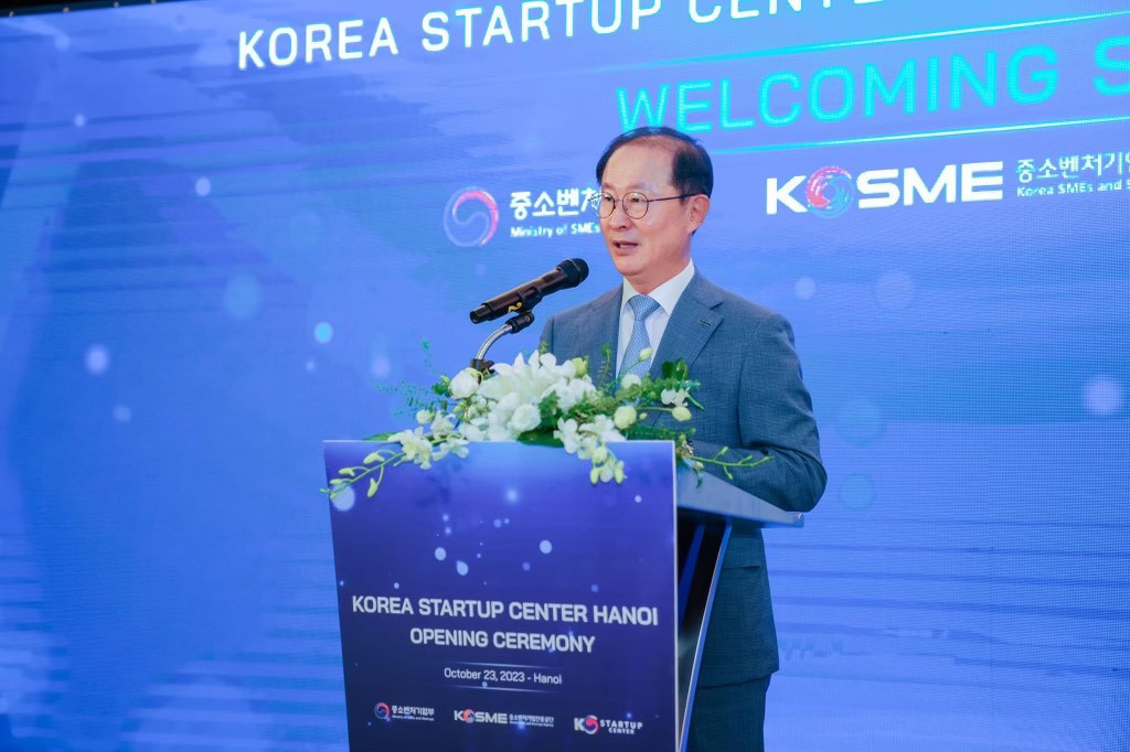Korean Startup Center launched in Vietnam