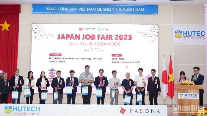 Japan Job Fair offers 2,500 jobs for Vietnamese students