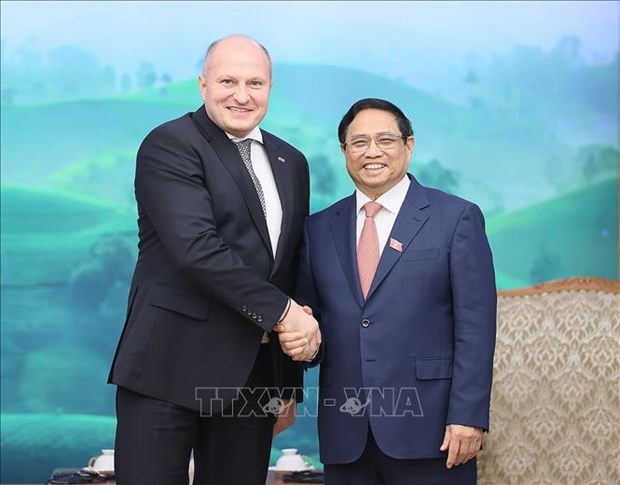 Vietnam treasures relations with Russia PM