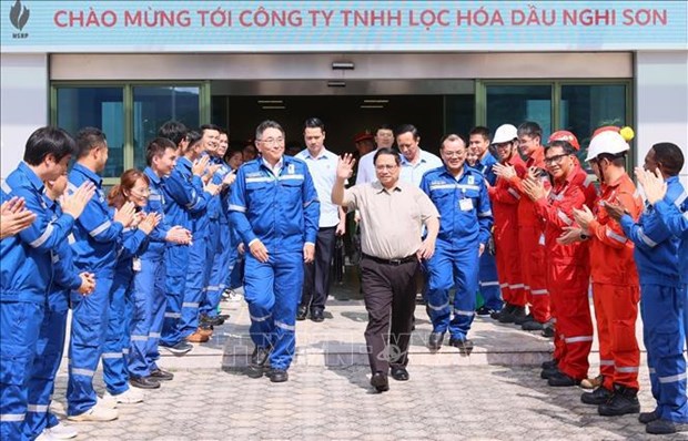 Prime Minister inspects major projects in Thanh Hoa province
