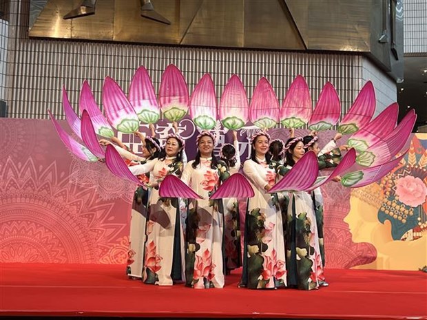Vietnam attends culture exchange highlighting cultural diversity of Asia