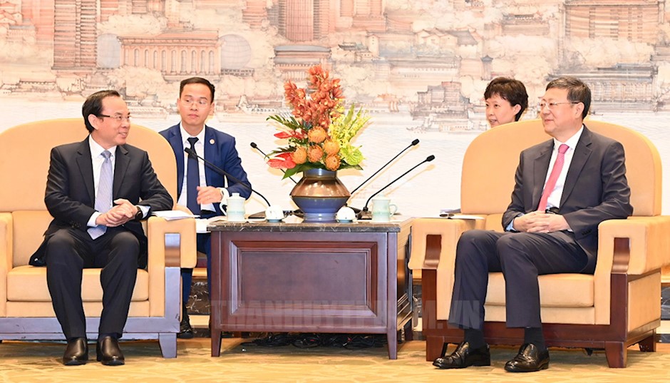 HCMC and Shanghai city promote cooperation