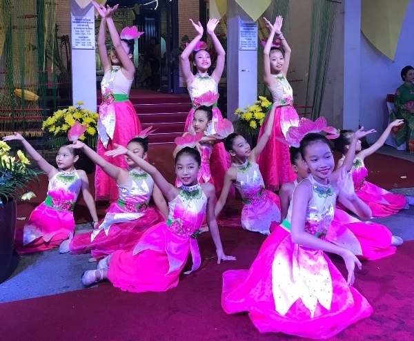 Diverse activities in Hanoi to mark Vietnam Cultural Heritage Day