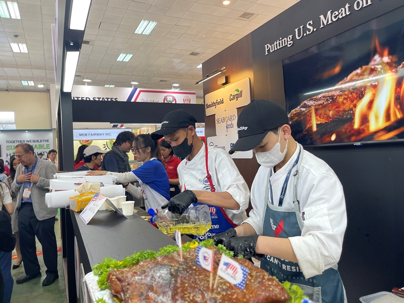 113 exhibitors from 19 countries showcase products at Int’l Food  Hotel Hanoi 2023