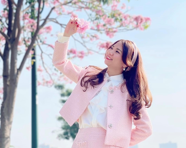 Ho Chi Minh City beautified by tabebuia rosea