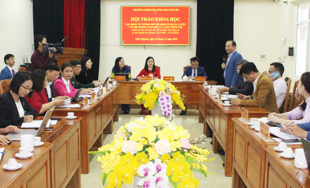 Ho Chi Minh’s ideology on cadre training in political theory education