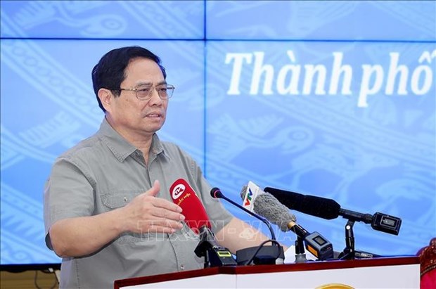 PM asks for more favourable policies to push up HCM City’s development