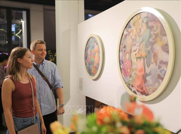 Vietnam sees record number of int l tourists in November