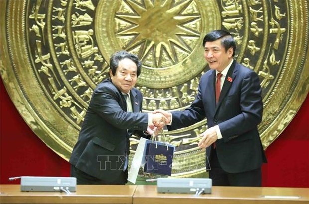 Vietnamese, Cambodian NA Secretary Generals hold talks