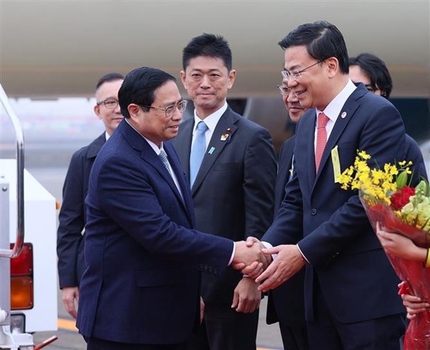PM Chinh arrives in Tokyo, starting Japan trip