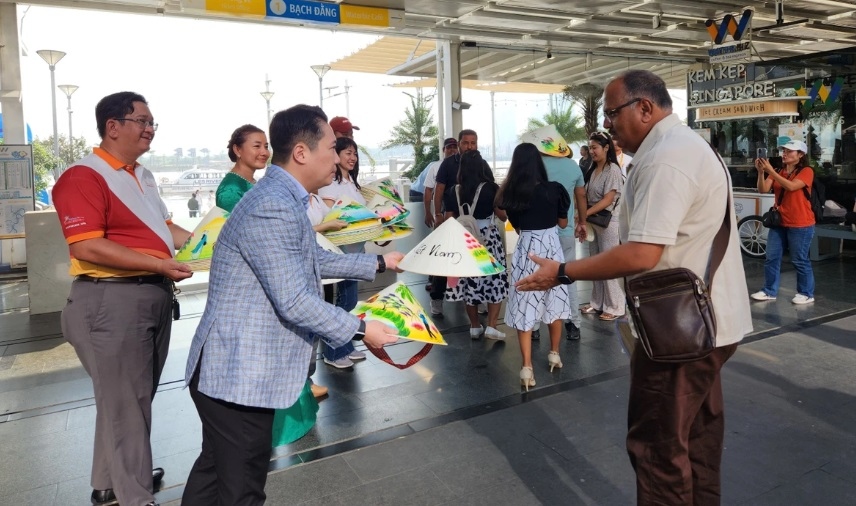 India MICE visitors experience river tourism in Ho Chi Minh City