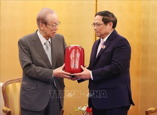 PM receives former Japanese PM Fukuda Yasuo