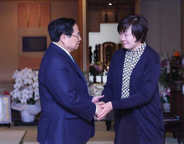 PM visits family of Japanese late PM