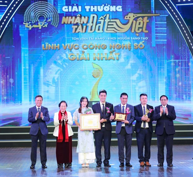 Ceremony presents 17th Vietnamese Talent Awards