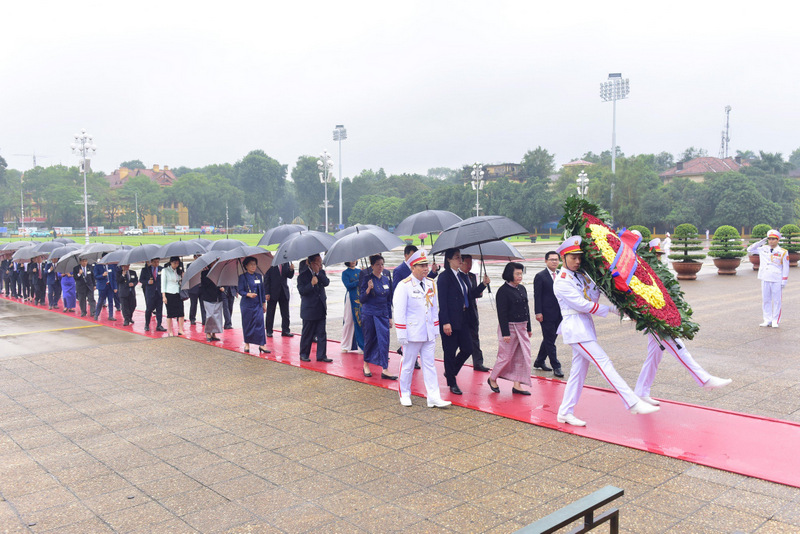 High-ranking delegation of Cambodian National Assembly visits Ho Chi Minh’s Mausoleum