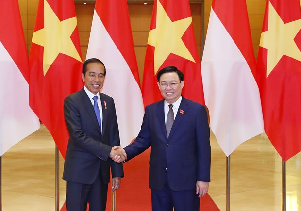 Top legislator of Vietnam meets with Indonesian President