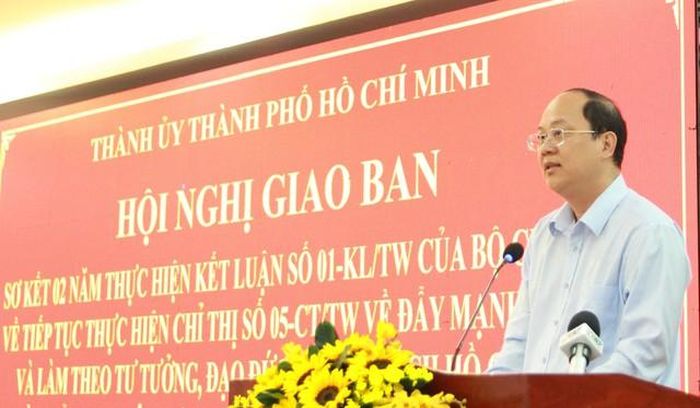 HCM City regularly studies and follows Uncle Ho