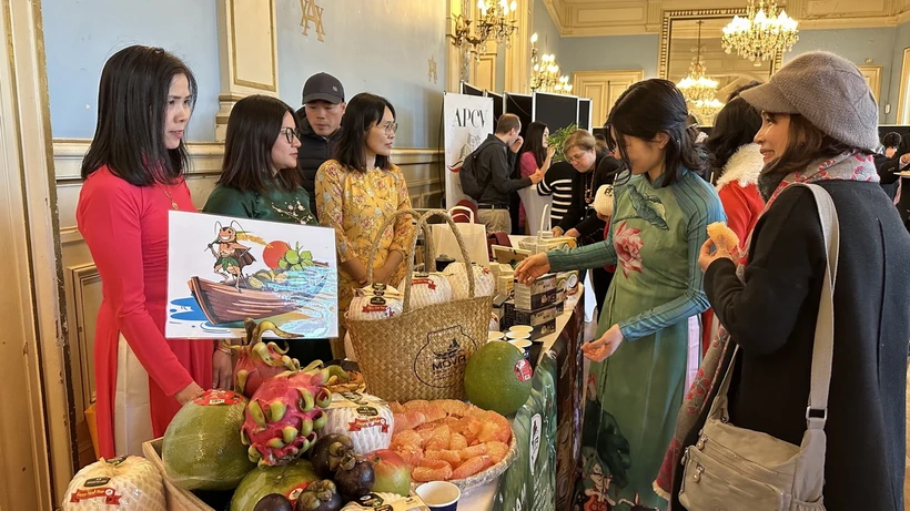 Vietnamese Tet culture introduced in France