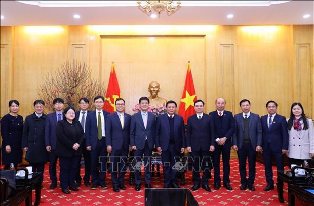 Vietnam, RoK enhance cooperation in training