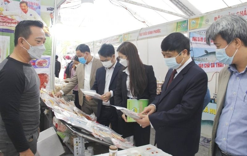 Hanoi mobilizes Vietnamese abroad to introduce and consume products