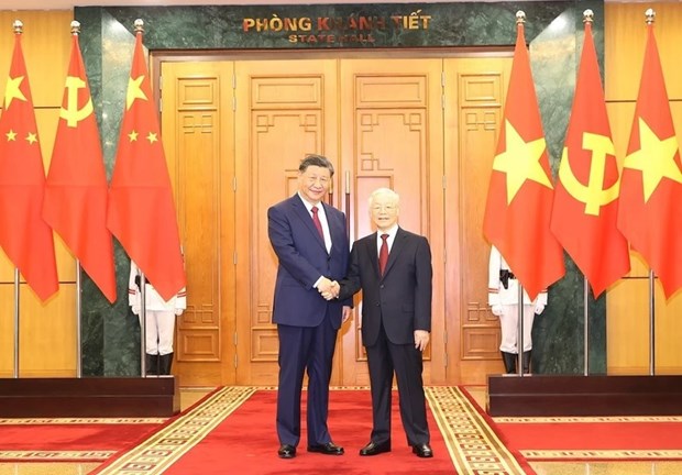 Vietnamese, Chinese Party leaders exchange Lunar New Year greetings