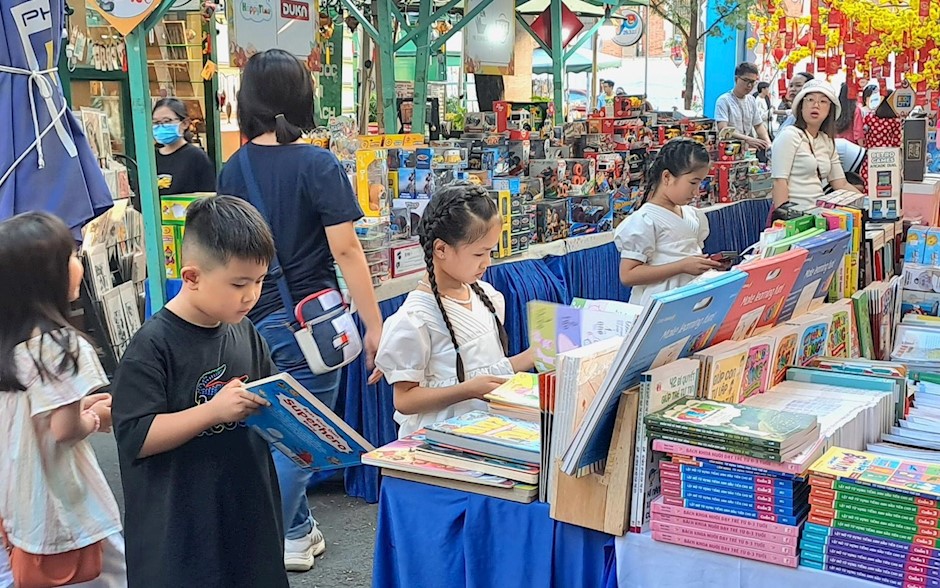 Programme provides libraries in Ho Chi Minh City five million books
