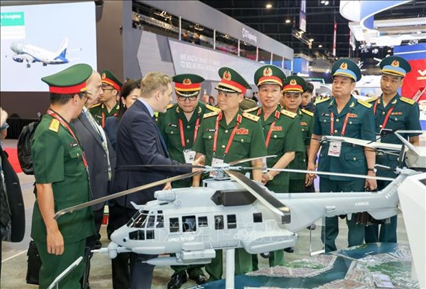 Vietnam attends Singapore Airshow 2024