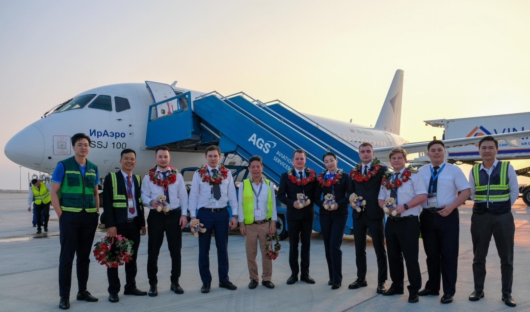 Russia’s IrAero Airlines brings first foreign visitors to Khanh Hoa