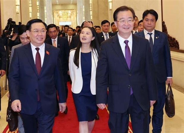 NA Chairman receives Secretary of Yunnan Provincial Party Committee