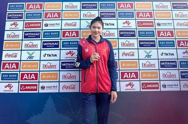 Vietnamese canoeist wins gold medal at Asian championships