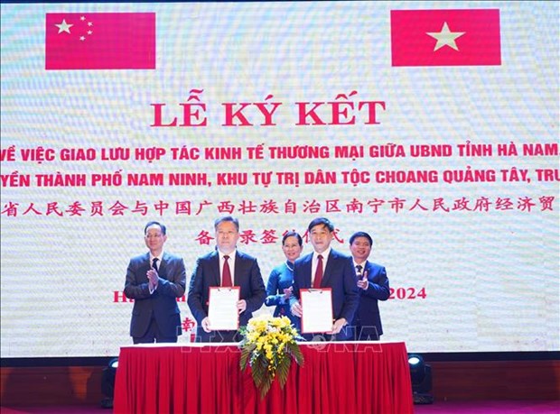 Ha Nam, China s Nanning city look to strengthen cooperation
