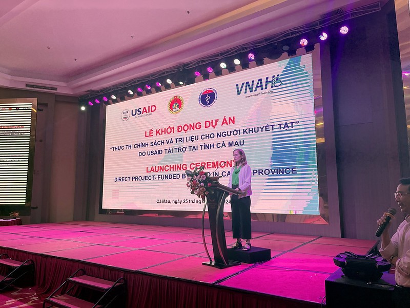 U S joins Ca Mau province to launch program supporting persons with disabilities