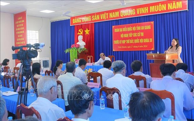 Acting President urges An Giang to pool resources for development