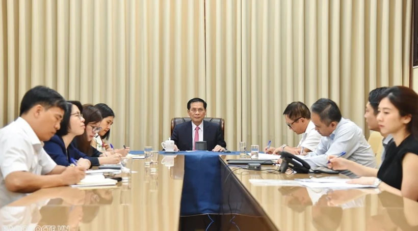 Vietnam, UK deepen strategic partnership