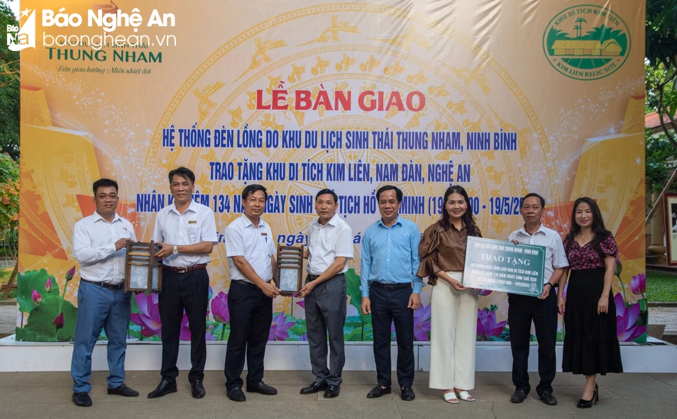 Over 500 lanterns donated to Kim Lien Special National Monument