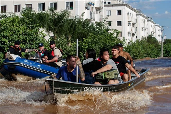 PM extends sympathy to Brazilian President over flood damage